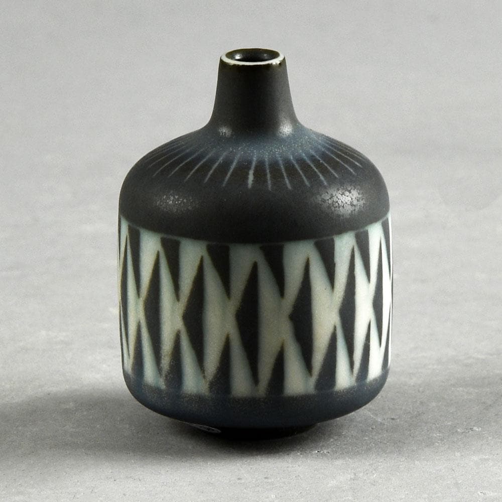 Gunnar Nylund for Rorstrand, Miniature stoneware vase E7082 - Freeforms