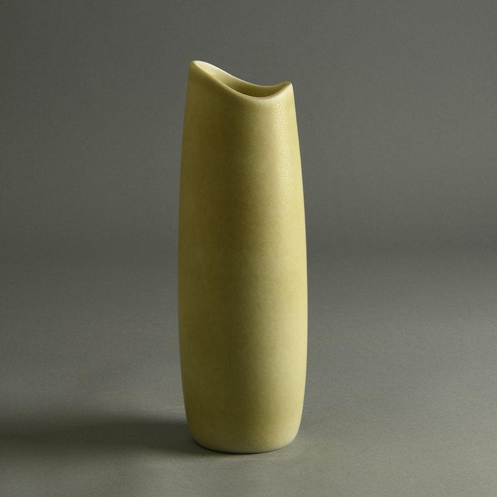 Gunnar Nylund for Rorstrand, vase with cream glaze E7168 - Freeforms
