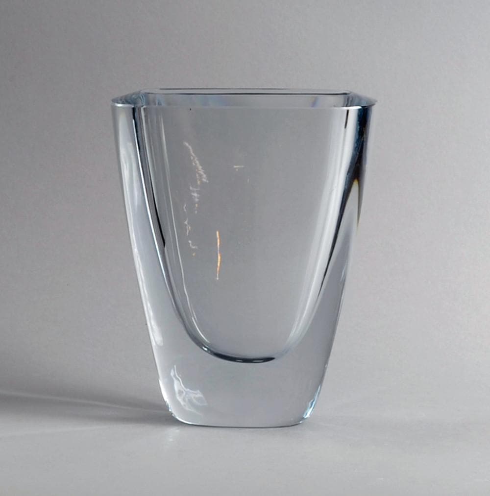 Heavy rectangular glass vase by Strombergshyttan N6855 - Freeforms