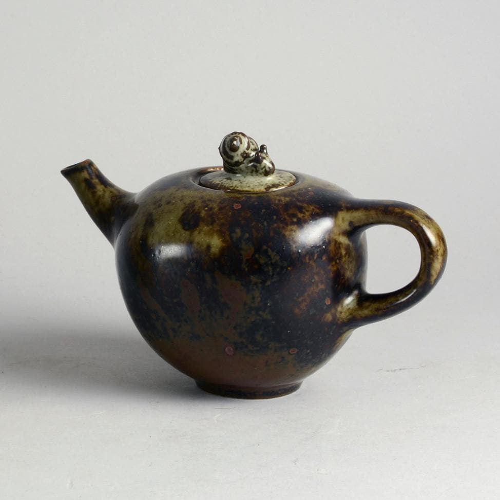 Helge Christoffersen for Royal Copenhagen N9477 - Freeforms