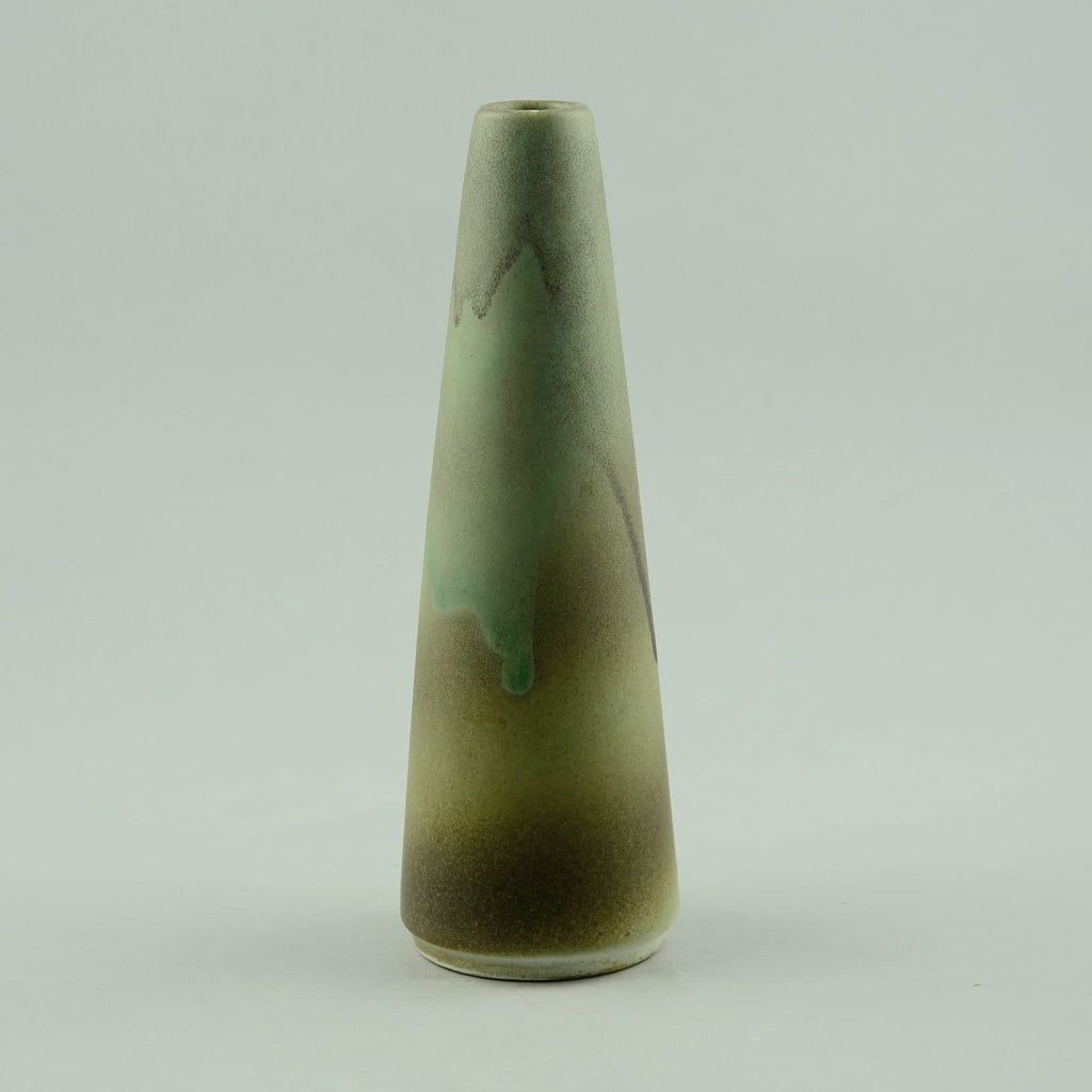 Jan Bontjes van Beek, Germany, stoneware triangular vase D6139 - Freeforms