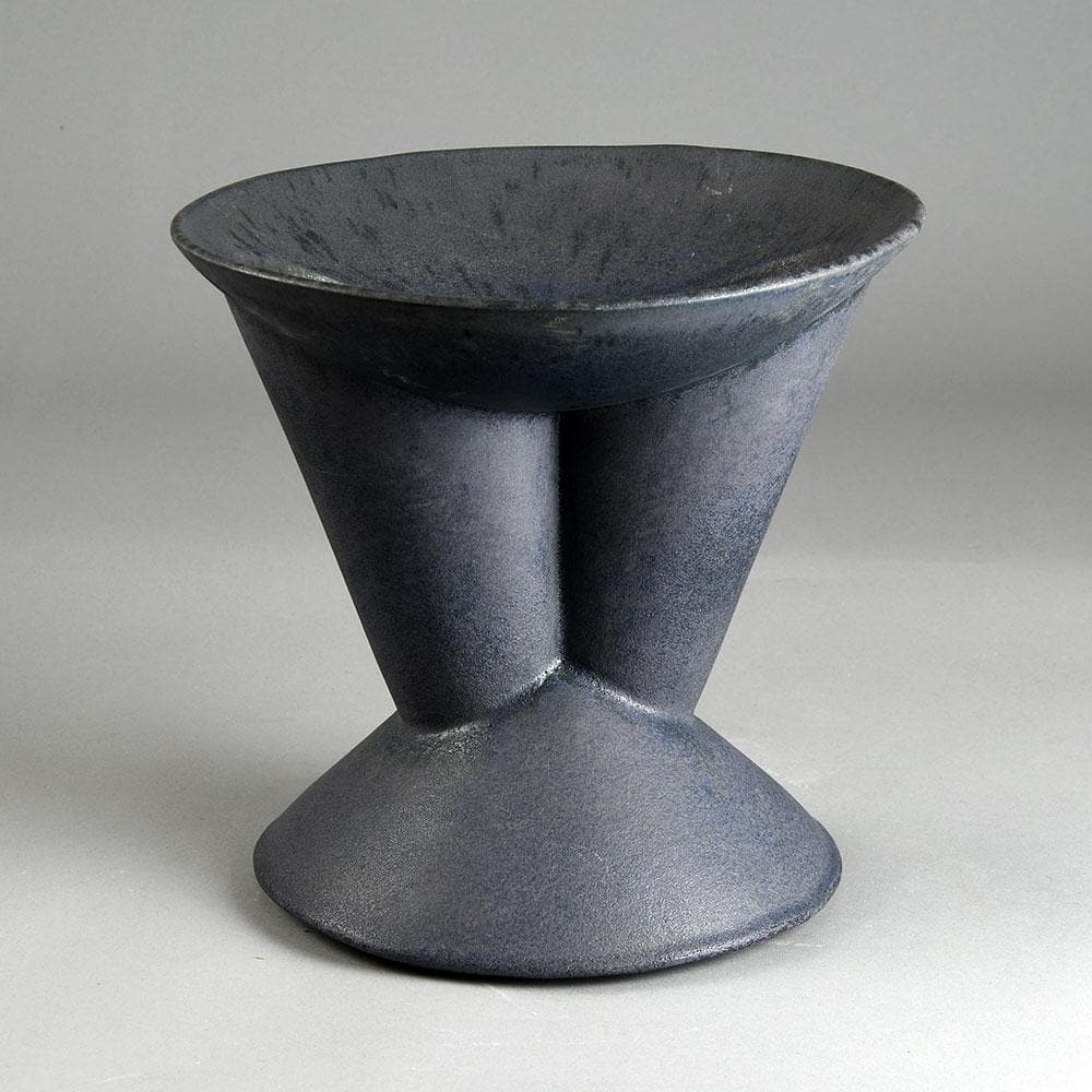 Jan van der Vaart, Netherlands, stoneware vase with gray glaze E7266 - Freeforms