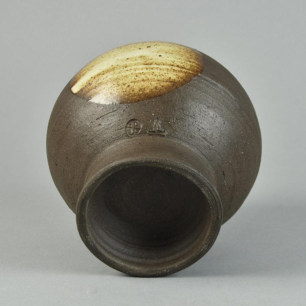 Janet Leach, St. Ives Pottery, UK unique stoneware partially glazed vase G9297 - Freeforms