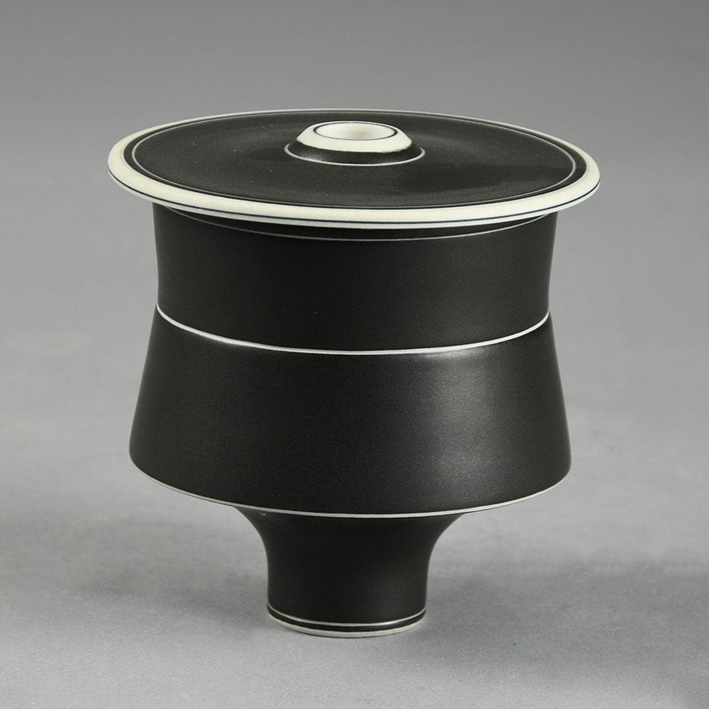 Johan Broekema, Netherlands, lidded jar with matte black and white glaze E7155 - Freeforms