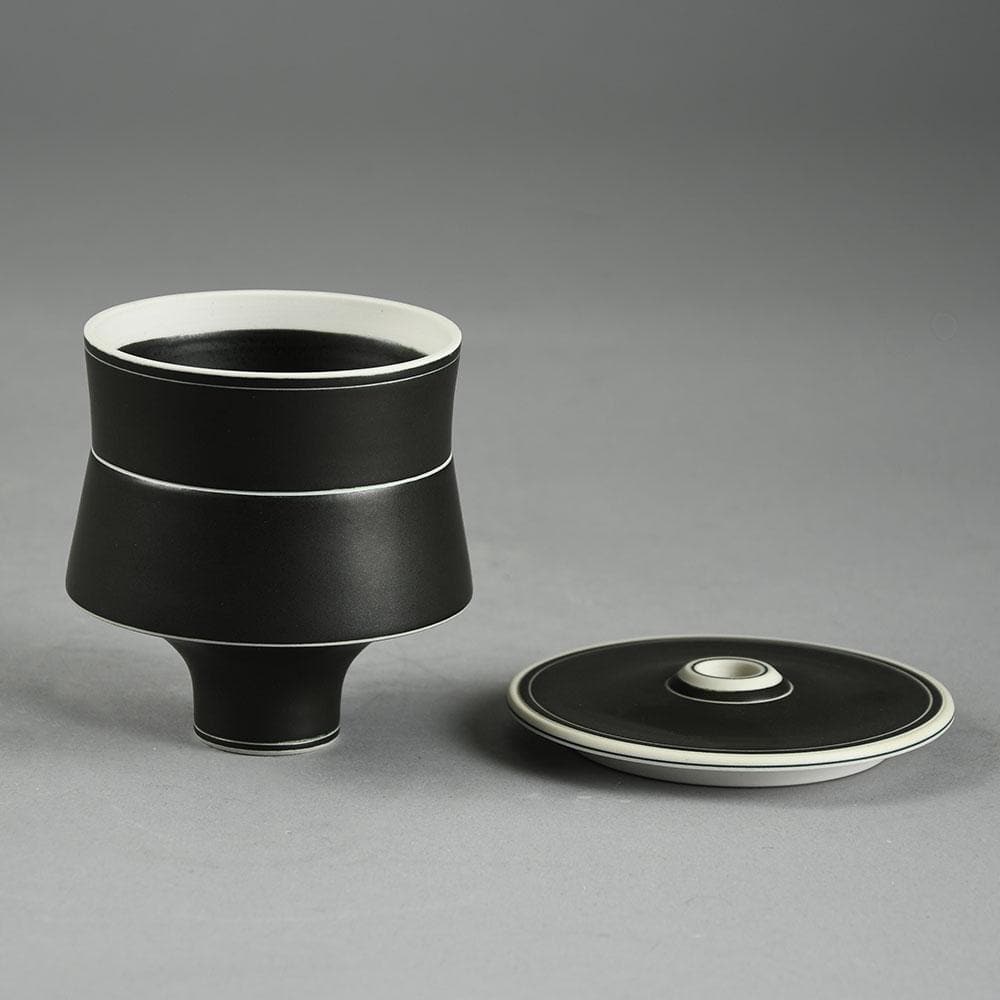 Johan Broekema, Netherlands, lidded jar with matte black and white glaze E7155 - Freeforms