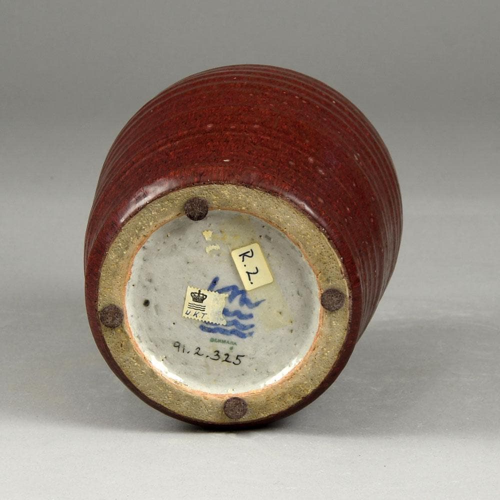 Jørgen Mogensen for Royal Copenhagen, stoneware vase with oxblood glaze N6103 - Freeforms