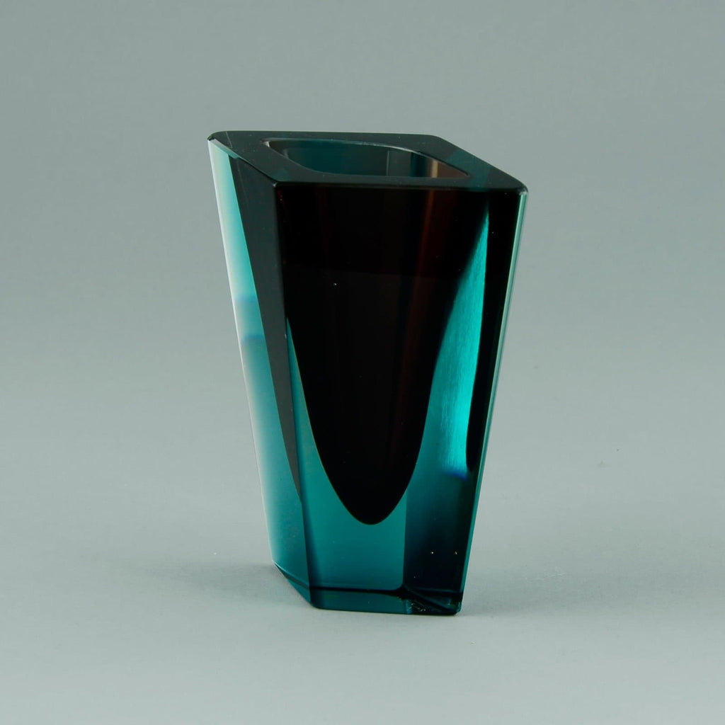 Kaj Franck for Nuutäjarvi-Nottsjö, "Prisma" vase D6012 - Freeforms