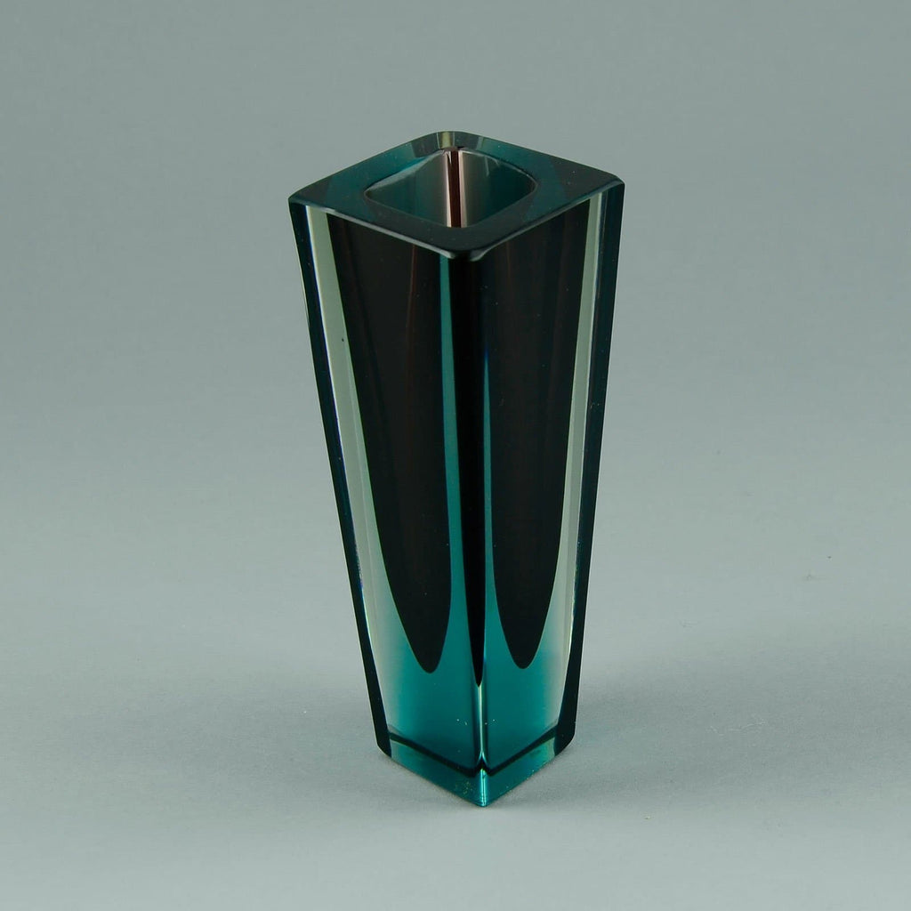 Kaj Franck for Nuutäjarvi-Nottsjö, "Prisma" vase D6012 - Freeforms