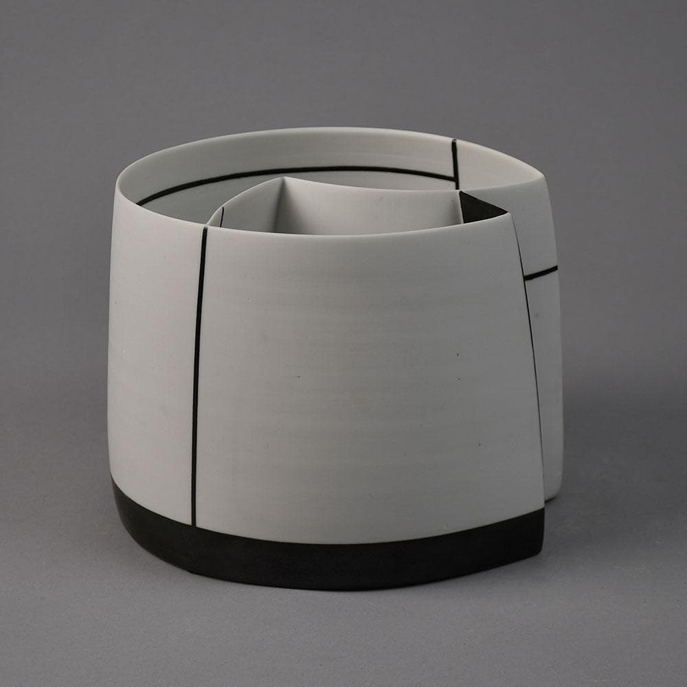 Karin Bablok, own studio, Germany, porcelain partitioned vessel with black lines G9130 - Freeforms