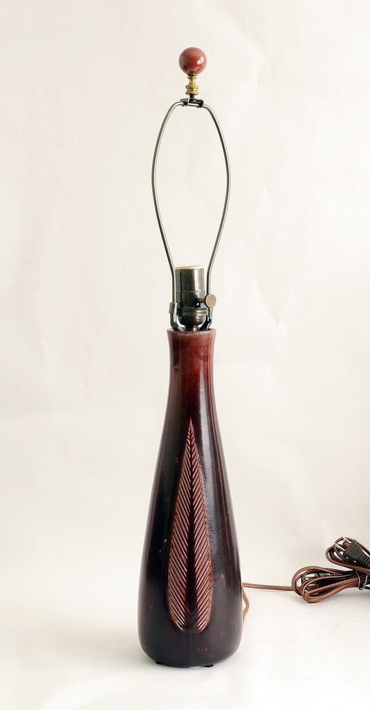 Lamp with oxblood glaze by Gerd Bogelund N6281 - Freeforms