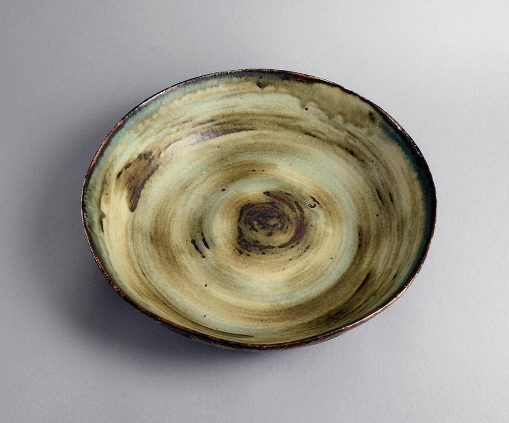 Large bowl by Axel Salto for Royal Copenhagen B3235 - Freeforms