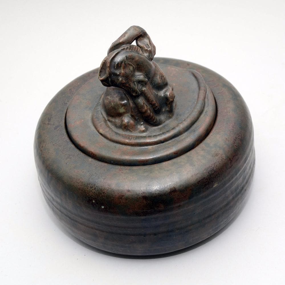 Lidded jar by Ove Larson for Bing & Grøndahl N2261 - Freeforms