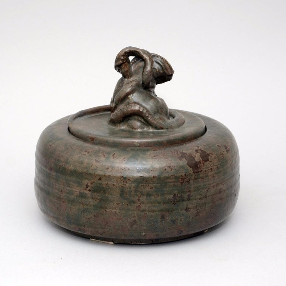 Lidded jar by Ove Larson for Bing & Grøndahl N2261 - Freeforms