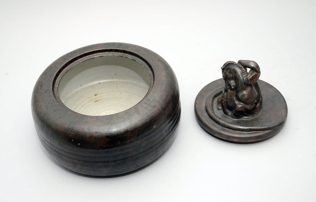 Lidded jar by Ove Larson for Bing & Grøndahl N2261 - Freeforms