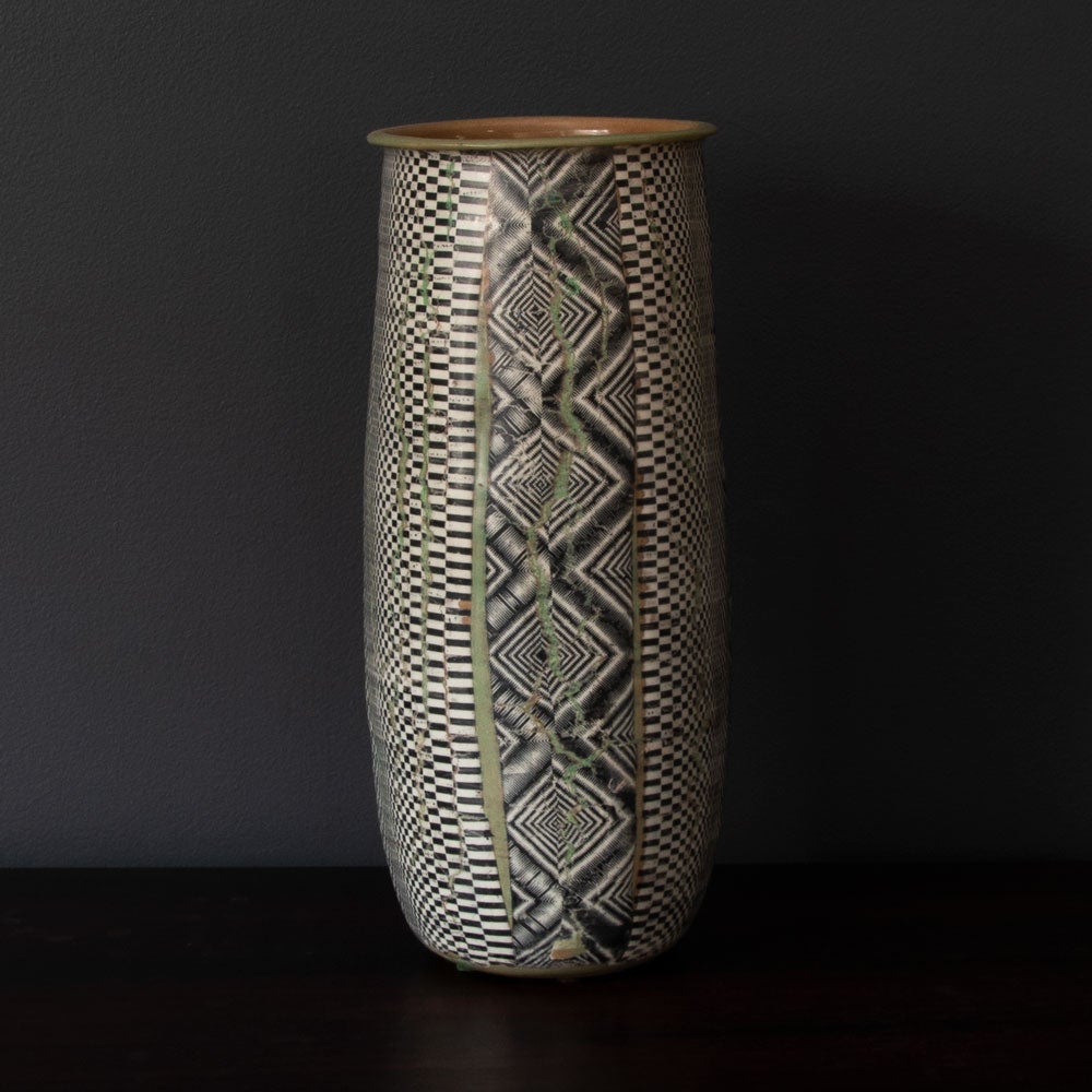 Martin Möhwald, own studio, Germany, stoneware vase with black, white and olive pattery E7518 - Freeforms
