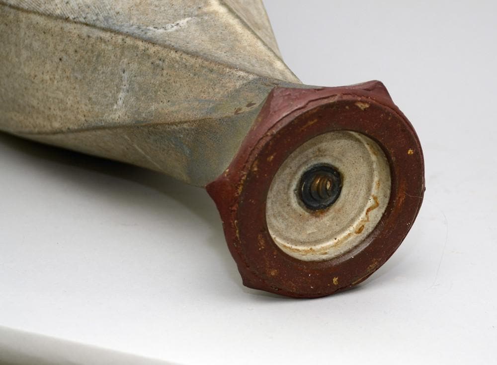 Monumental unique stoneware vase by Chris Carter N6487 - Freeforms