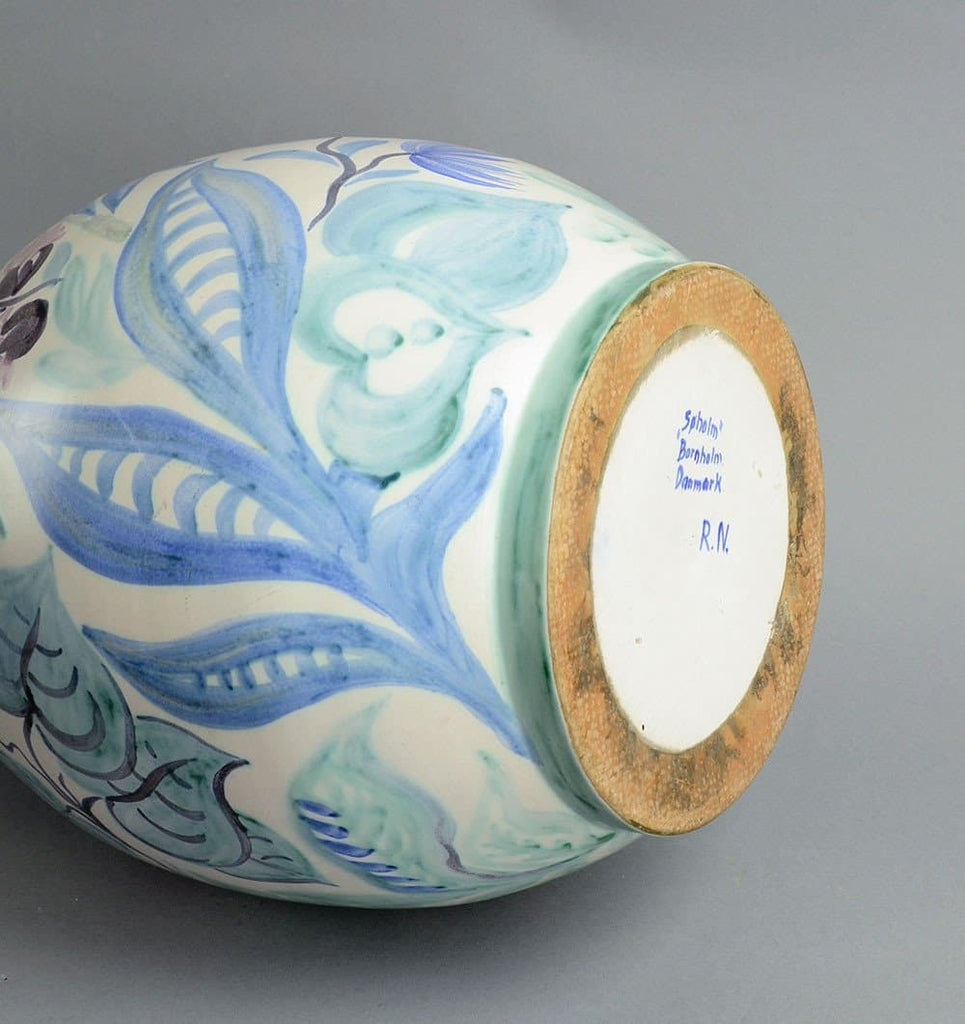 Monumental vase by Rigmor Nielsen B3865 - Freeforms