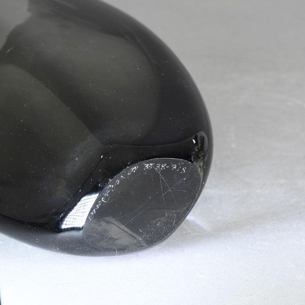 Nils Landberg for Orrefors, gray glass "Sommerso" vase F8105 - Freeforms