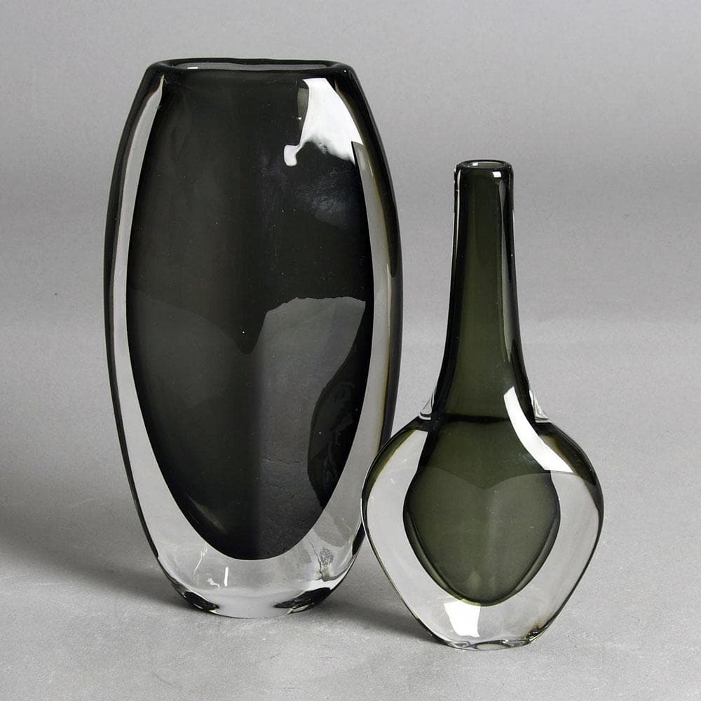 Nils Landberg for Orrefors, gray glass "Sommerso" vase F8105 - Freeforms