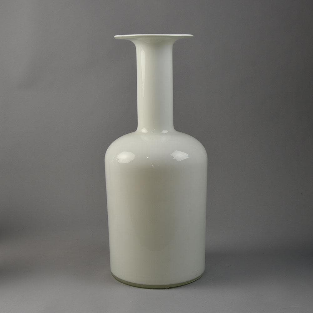 Otto Brauer for Holmegaard, Denmark, "Gulvvase" in white glass N9635 - Freeforms