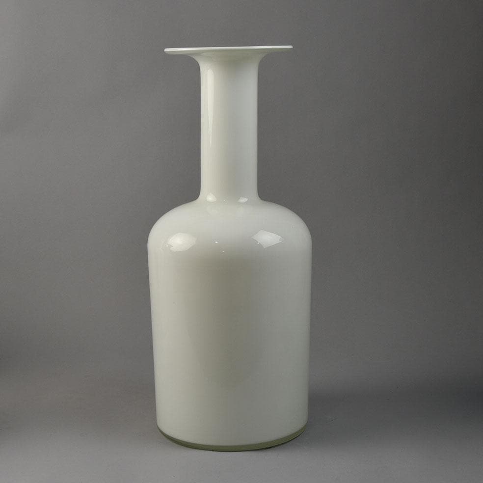 Otto Brauer for Holmegaard, Denmark, "Gulvvase" in white glass N9635 - Freeforms