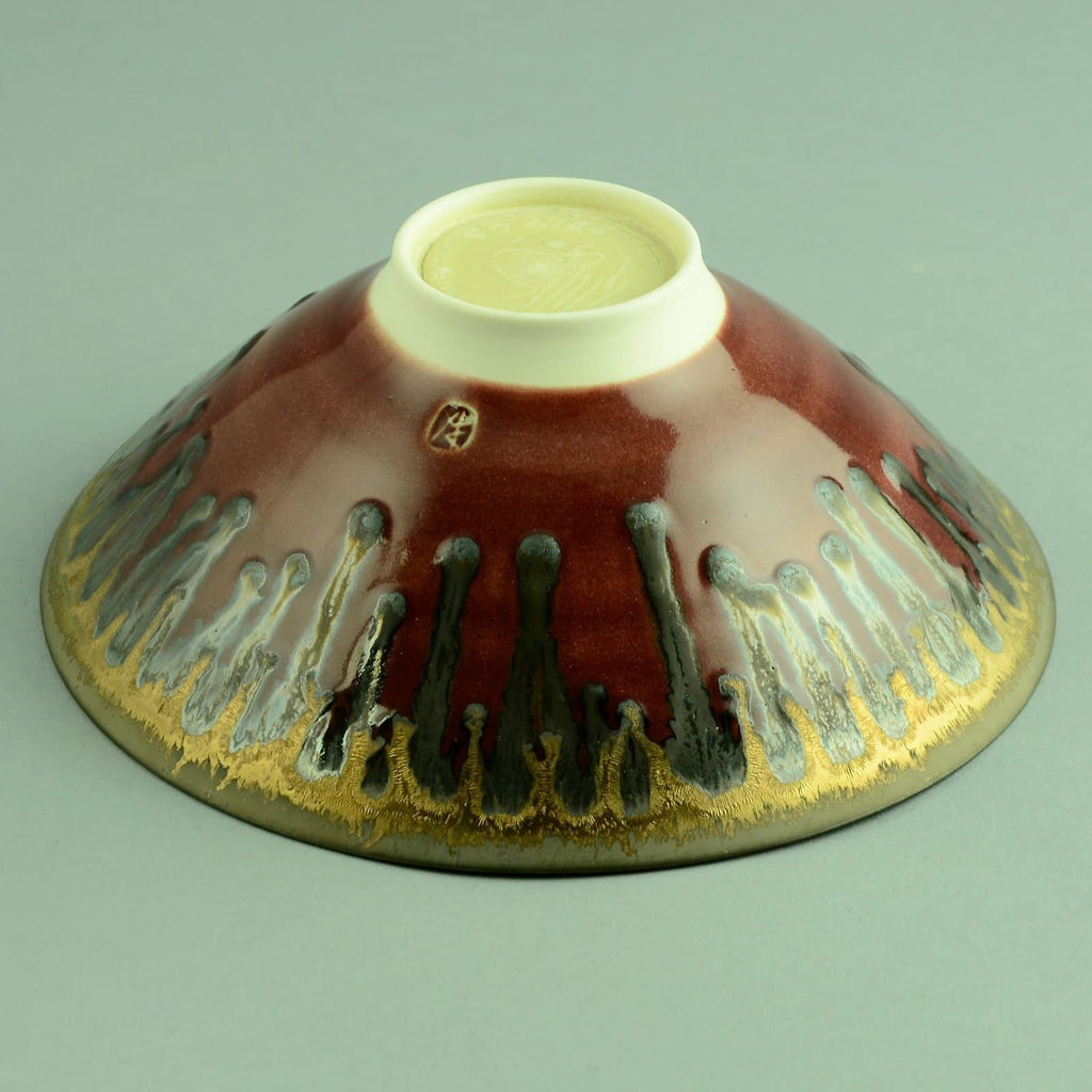 Peter Wills, Porcelain bowl with red and metallic brown glaze D6032 - Freeforms