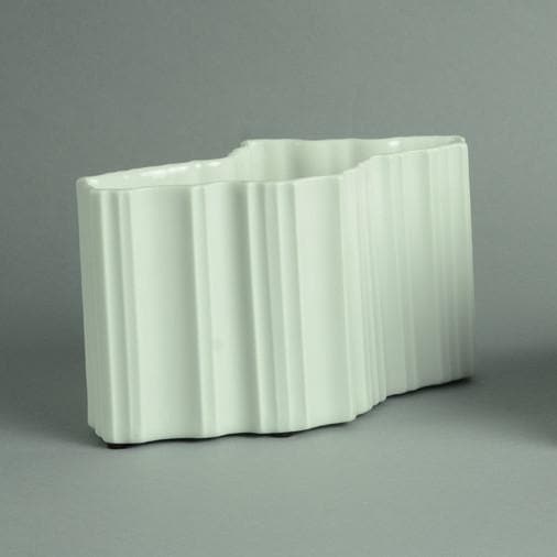 Porcelain asymmetrical vase by Tapio Wirkkala for Rosenthal N9555 - Freeforms