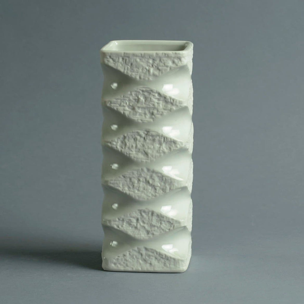 Porcelain "Op Art" vase by Ernst Fenzl for KPM A1138 - Freeforms