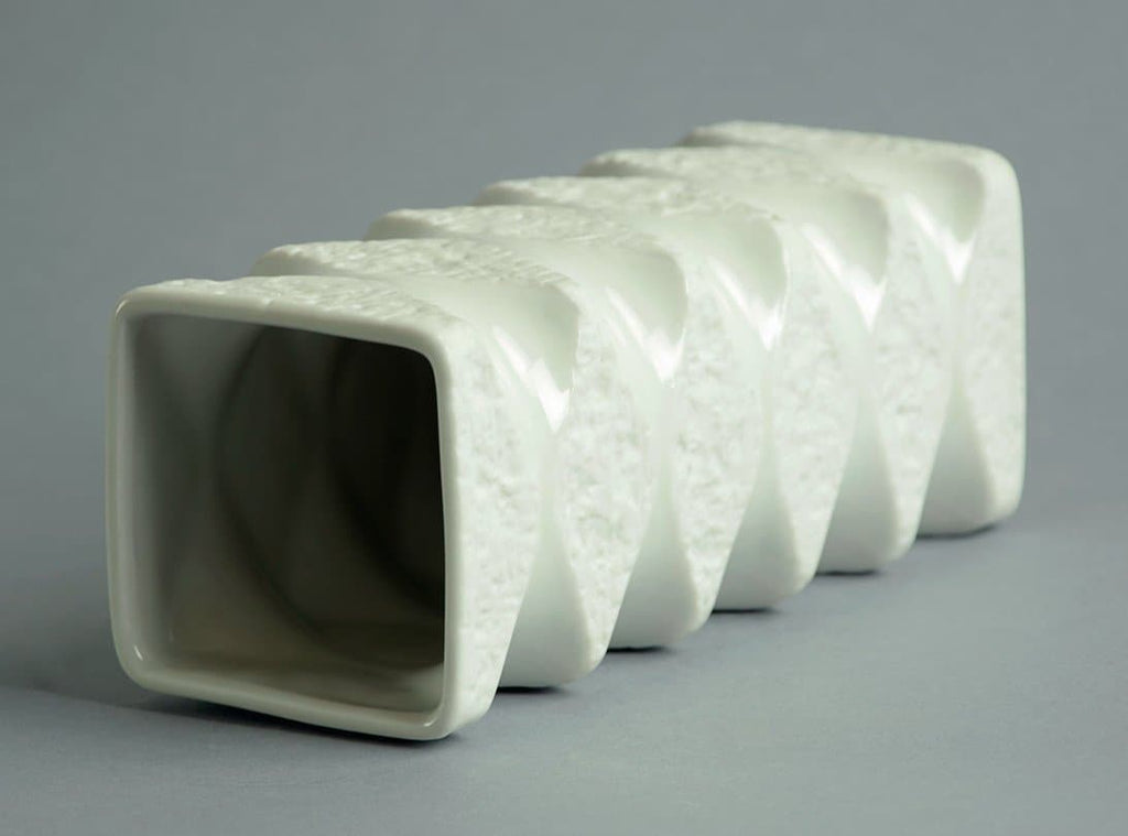 Porcelain "Op Art" vase by Ernst Fenzl for KPM A1138 - Freeforms