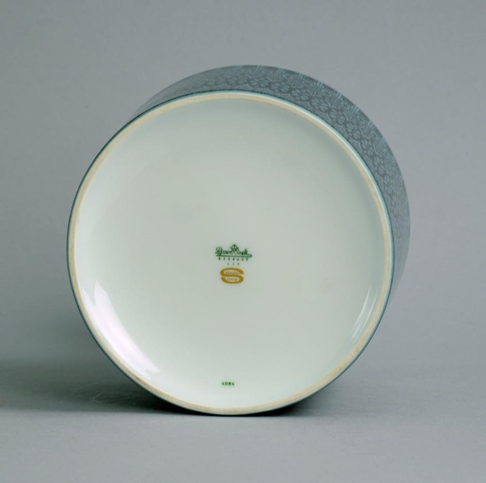 Porcelain vase by Hans Theo Baumann for Rosenthal B3746 - Freeforms