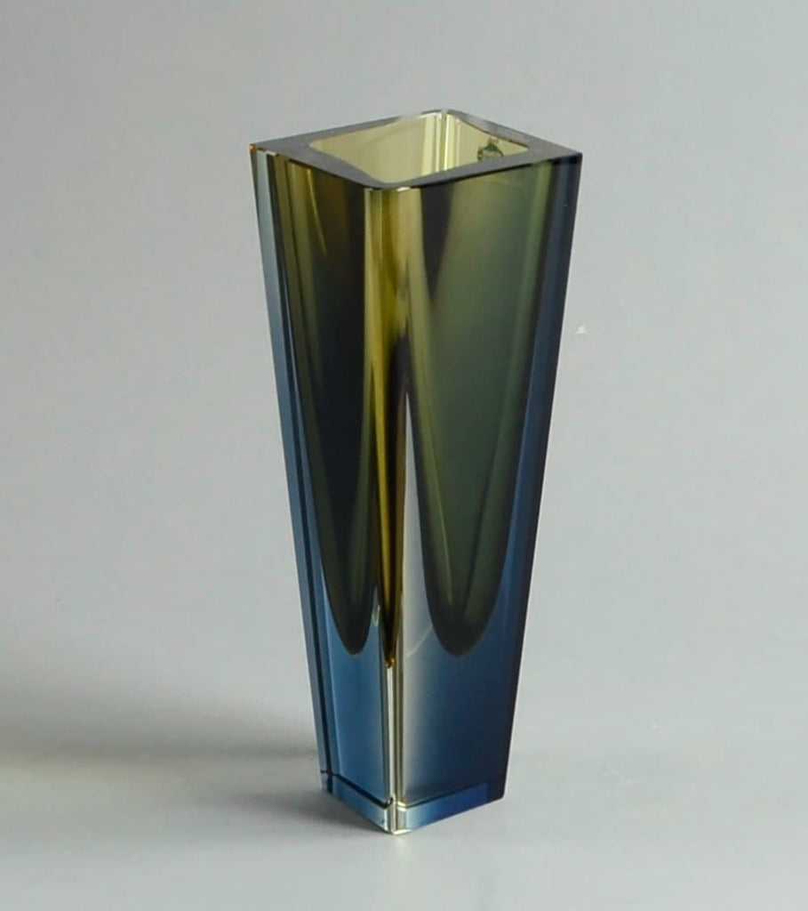 "Prisma" vase by Kaj Franck for Nuutäjarvi-Nottsjö A1918 - Freeforms