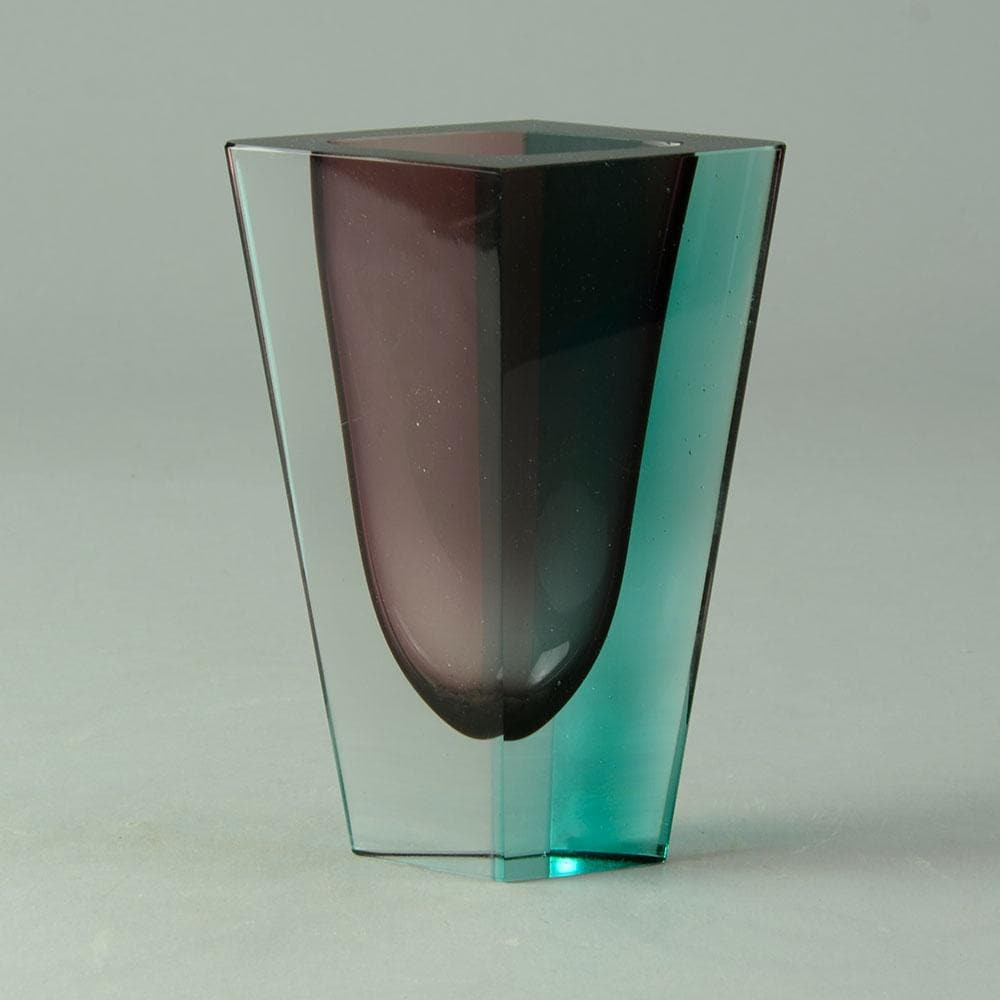 "Prisma" vase by Kaj Franck for Nuutäjarvi-Nottsjö D6242 - Freeforms