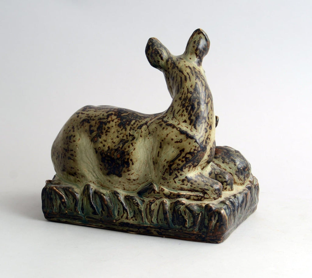 Sculpture of Doe and Fawn by Knud Kyhn for Royal Copenhagen N3811 - Freeforms