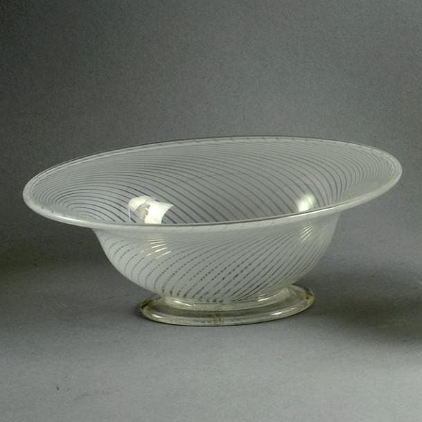 Slipgraal glass bowl by Edward Hald for Orrefors N5184 - Freeforms