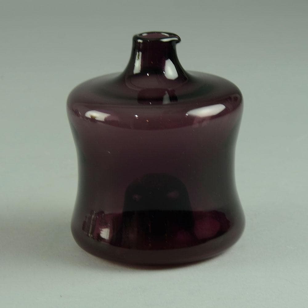 Stacking i-glass decanter in purple by Timo Sarpaneva for Iittala N7499 - Freeforms