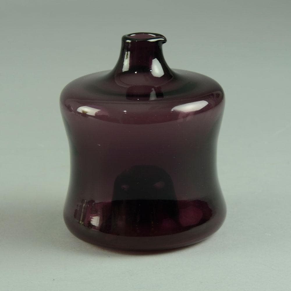 Stacking i-glass decanter in purple by Timo Sarpaneva for Iittala N7499 - Freeforms