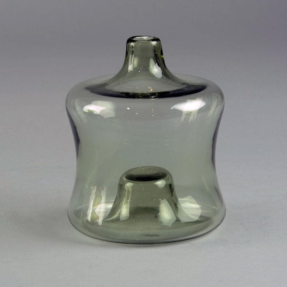 Stacking i-glass decanters in gray by Timo Sarpaneva for Iittala N8040 and N8039 - Freeforms