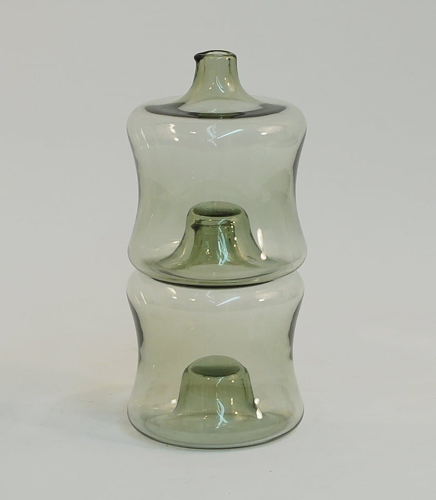 Stacking i-glass decanters in gray by Timo Sarpaneva for Iittala N8040 and N8039 - Freeforms