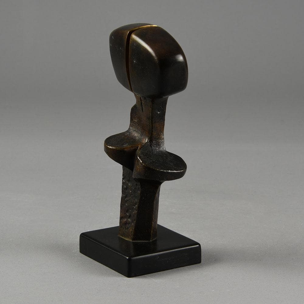 Steffen Lüttge, "Unity" bronze sculpture on black marble base F8080 - Freeforms