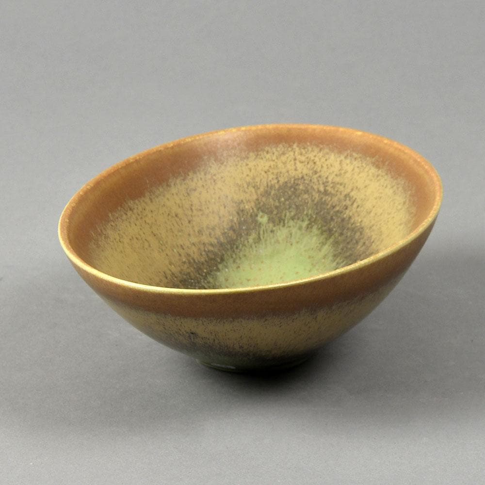 Stig Lindberg for Gustavsberg, shallow bowl with brown glaze E7376 - Freeforms
