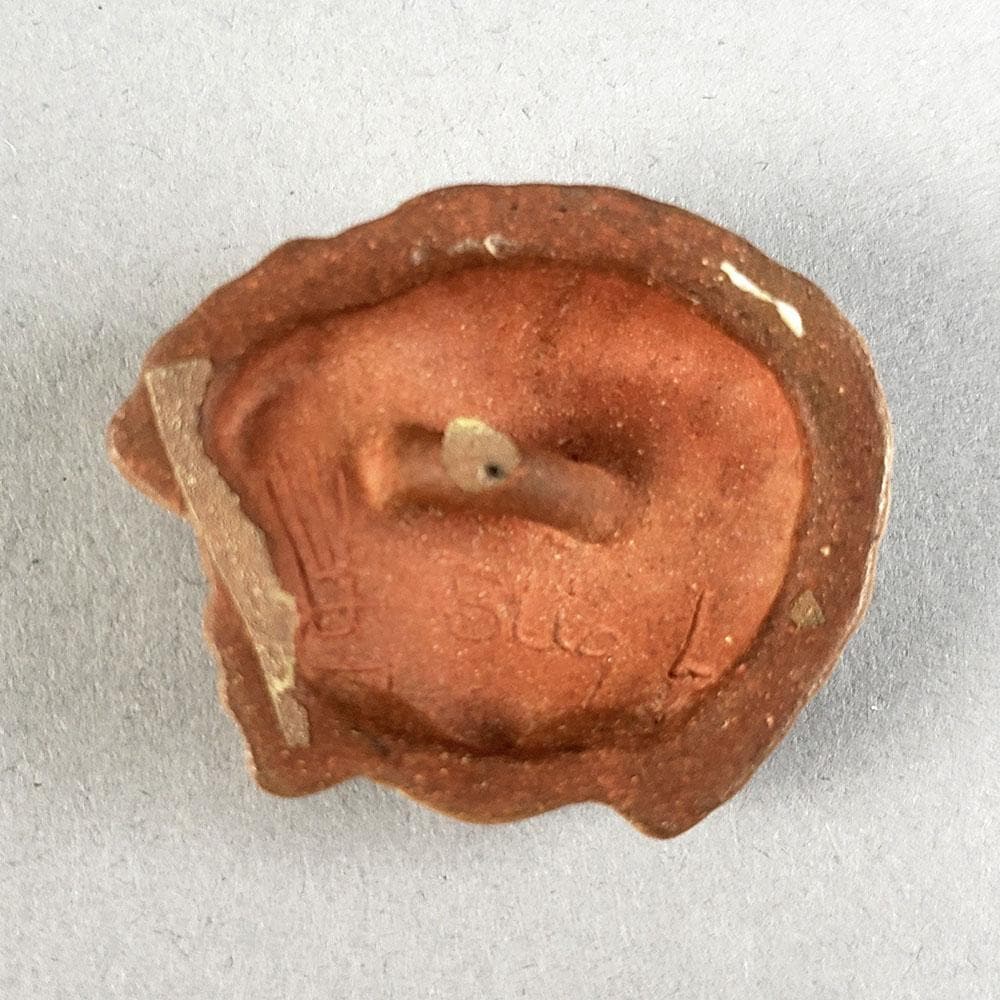 Stig Lindberg for Gustavsberg, stoneware button, woman's face with off white glaze G9014 - Freeforms