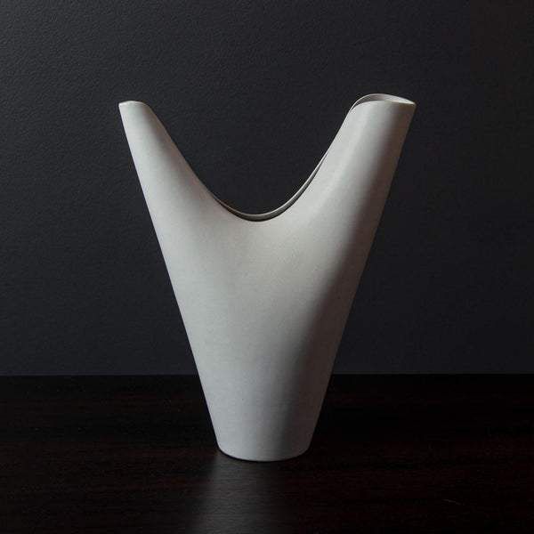 stig-lindberg-for-gustavsberg-