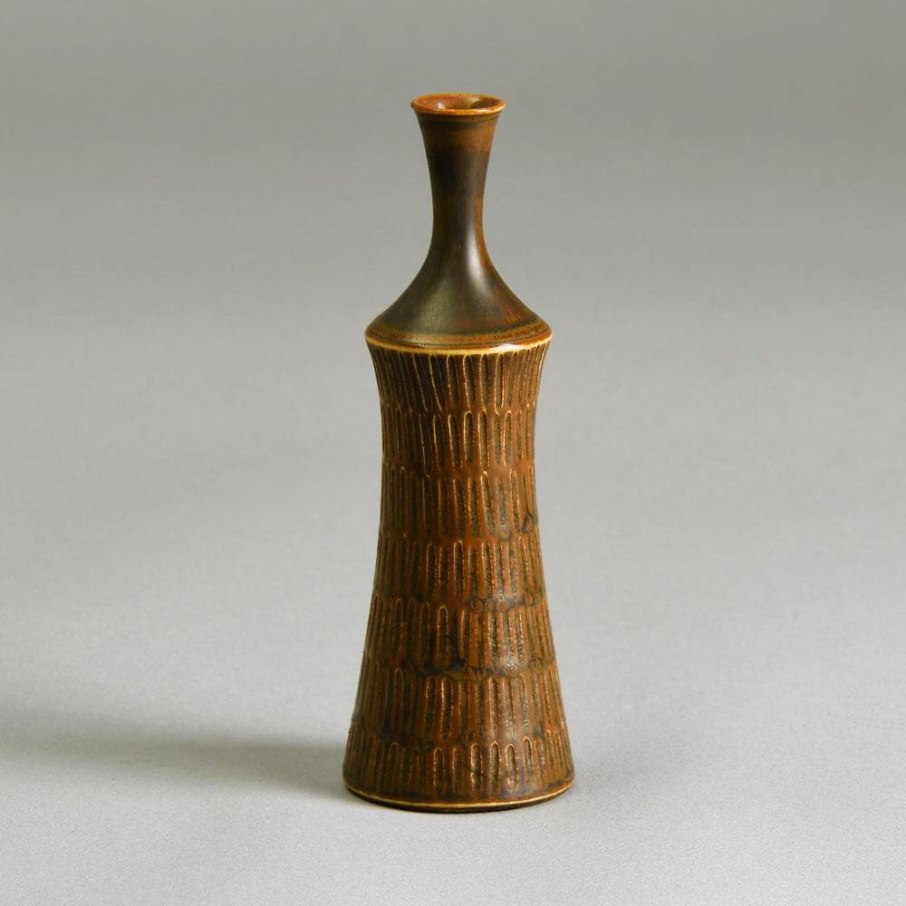 Stig Lindberg for Gustavsberg, Unique cabinet vase with brown matte glaze E7105 - Freeforms