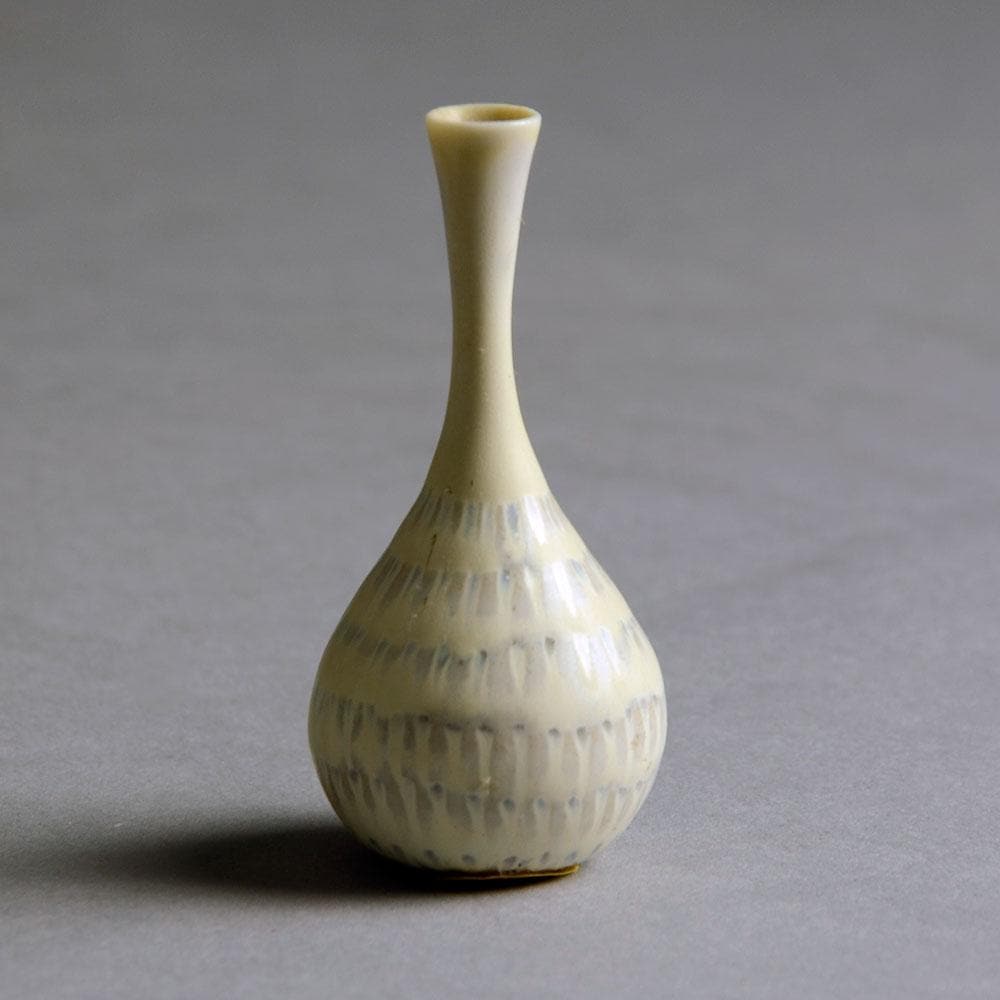 Stig Lindberg miniature vase with white glaze D6223 - Freeforms