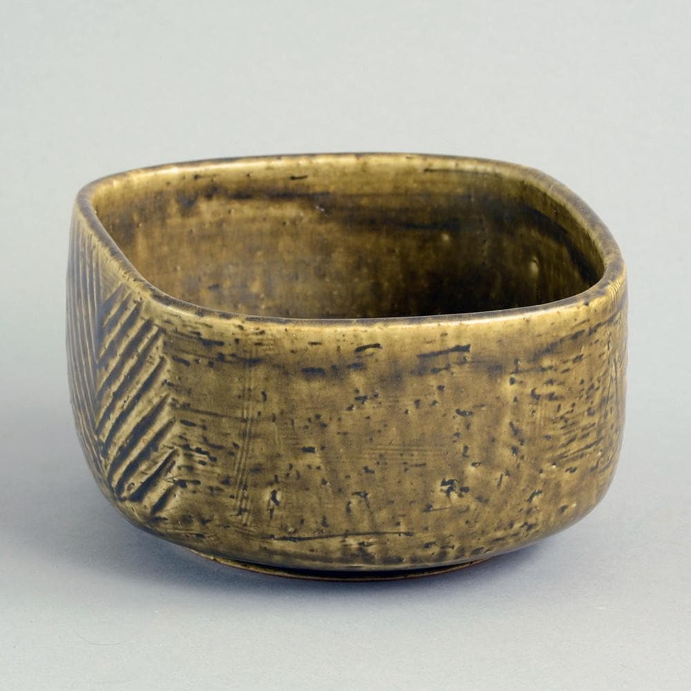 Stoneware bowl by Eva Staehr Nielsen for Saxbo B4028 - Freeforms