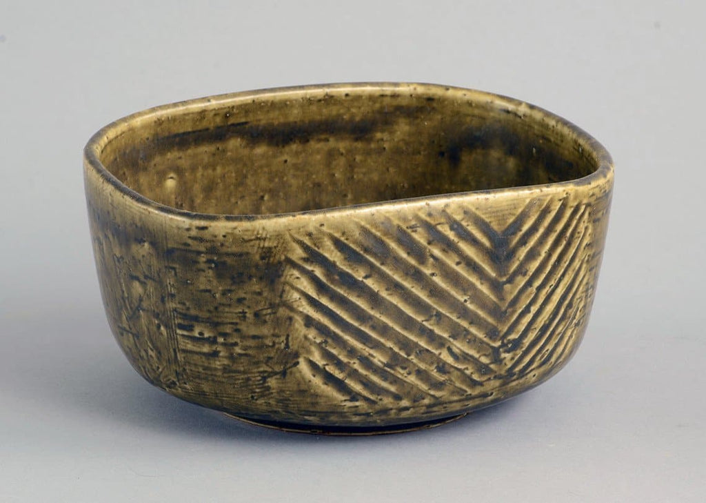 Stoneware bowl by Eva Staehr Nielsen for Saxbo B4028 - Freeforms