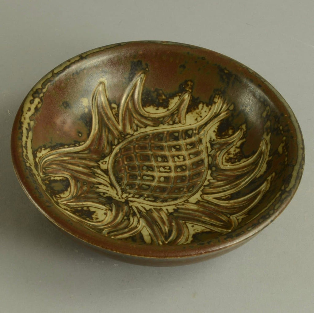 Stoneware bowl with pine cone illustration by Gerd Bogelund N6349 - Freeforms