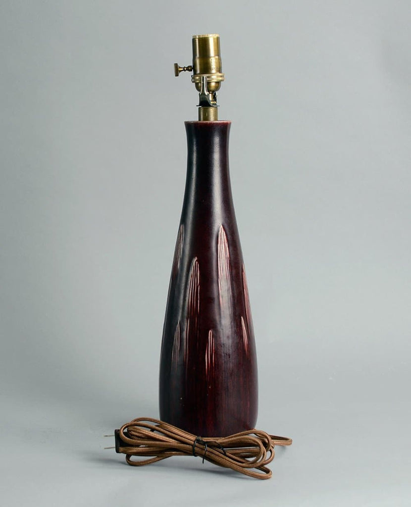 Stoneware lamp with oxblood glaze by Gerd Bogelund A1624 - Freeforms