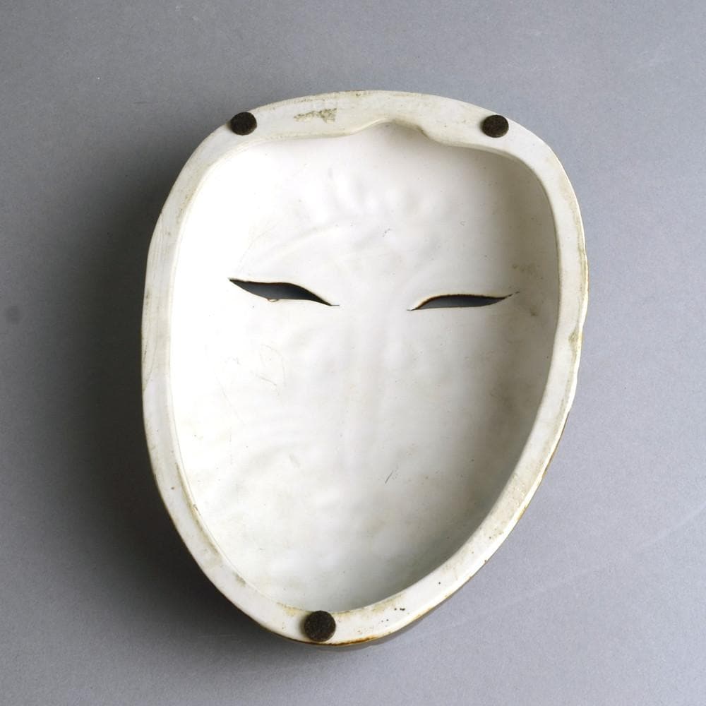 Stoneware mask by Lisa Larson N9223 - Freeforms