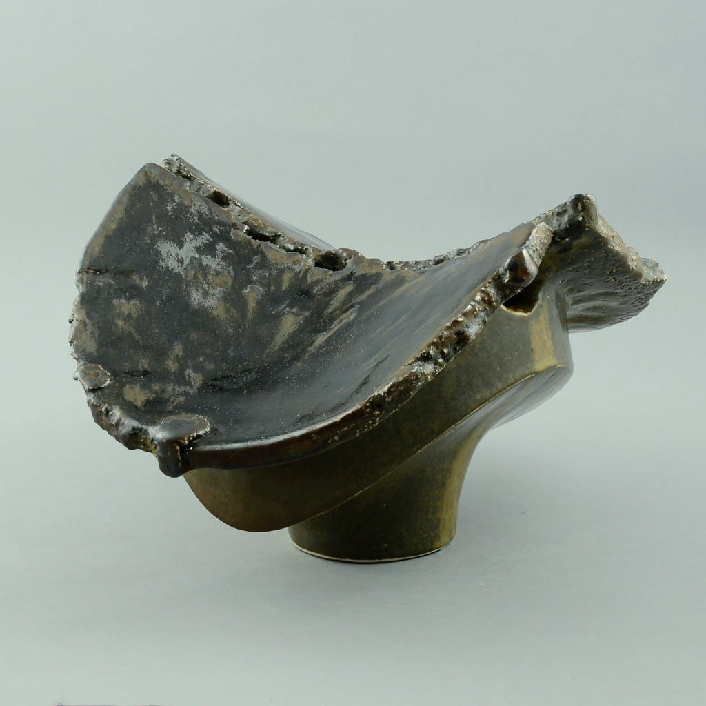 Stoneware sculpture by Dieter Crumbiegel D6124 - Freeforms